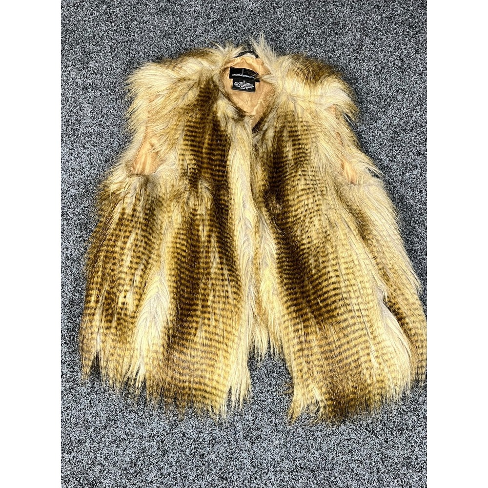 Moda International Faux Fur Vest (Size Medium)